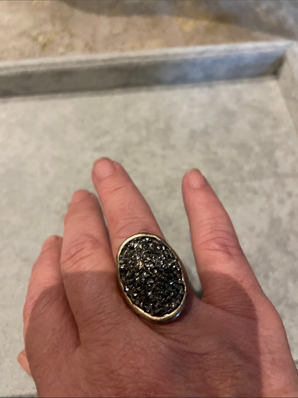 Adjustable fashion ring